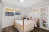 https://images.listonce.com.au/custom/160x/listings/52-denver-street-bentleigh-east-vic-3165/859/01544859_img_09.jpg?i-gRqbbZgN8