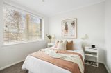 https://images.listonce.com.au/custom/160x/listings/52-edinburgh-street-richmond-vic-3121/517/01727517_img_07.jpg?BY9ZKCDlIps