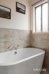 https://images.listonce.com.au/custom/160x/listings/52-frensham-road-watsonia-vic-3087/689/01811689_img_12.jpg?fU0Rujundaw