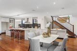 https://images.listonce.com.au/custom/160x/listings/52-headingley-road-mount-waverley-vic-3149/917/00569917_img_04.jpg?OwhsEHKRR_8