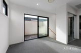https://images.listonce.com.au/custom/160x/listings/52-hill-street-bentleigh-east-vic-3165/663/01900663_img_04.jpg?E-fruCEod08