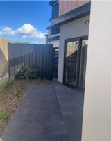 https://images.listonce.com.au/custom/160x/listings/52-howard-court-clayton-vic-3168/857/01848857_img_02.jpg?-0jkczOTwhI