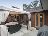 https://images.listonce.com.au/custom/160x/listings/52-kingswood-drive-chirnside-park-vic-3116/452/01525452_img_18.jpg?RutJXezXdo0