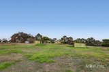 https://images.listonce.com.au/custom/160x/listings/52-kurrak-road-yarrambat-vic-3091/766/01914766_img_10.jpg?zuYKG-d1Zpo