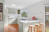 https://images.listonce.com.au/custom/160x/listings/52-leggatt-street-daylesford-vic-3460/638/01772638_img_07.jpg?VC56qf-l2_g