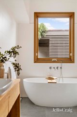https://images.listonce.com.au/custom/160x/listings/52-monash-street-ascot-vale-vic-3032/119/01899119_img_08.jpg?ZMBBFtP-9Xo