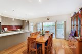 https://images.listonce.com.au/custom/160x/listings/52-parsons-road-eltham-vic-3095/625/01930625_img_05.jpg?-OpgxsruJoc