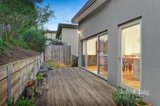 https://images.listonce.com.au/custom/160x/listings/52-parsons-road-eltham-vic-3095/625/01930625_img_09.jpg?aieCvNpLwlQ
