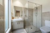 https://images.listonce.com.au/custom/160x/listings/52-parsons-road-eltham-vic-3095/988/00808988_img_06.jpg?X8MNgXS6Nt0