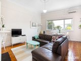 https://images.listonce.com.au/custom/160x/listings/52-pin-oak-crescent-flemington-vic-3031/334/01633334_img_02.jpg?9uI1hkLRkng