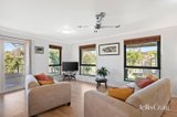 https://images.listonce.com.au/custom/160x/listings/52-pinoak-drive-yarra-glen-vic-3775/422/01989422_img_02.jpg?Yy6l-if3Pw8