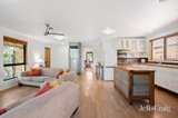 https://images.listonce.com.au/custom/160x/listings/52-pinoak-drive-yarra-glen-vic-3775/422/01989422_img_03.jpg?yU_orwAmZ6Q