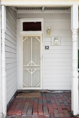 https://images.listonce.com.au/custom/160x/listings/52-railway-crescent-williamstown-vic-3016/768/01883768_img_15.jpg?DU_4c3LmRLs