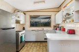 https://images.listonce.com.au/custom/160x/listings/52-stevens-road-green-gully-vic-3462/819/01067819_img_05.jpg?pz6vtMGBQVI