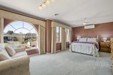 https://images.listonce.com.au/custom/160x/listings/52-summerhill-park-drive-mooroolbark-vic-3138/861/01564861_img_10.jpg?qjbfeGmKpiE