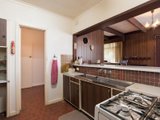 https://images.listonce.com.au/custom/160x/listings/52-tamworth-road-kilsyth-vic-3137/097/01524097_img_08.jpg?t5RTKEHXojI