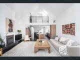 https://images.listonce.com.au/custom/160x/listings/52-tennyson-st-elwood-vic-3184/639/01912639_img_02.jpg?Vj11fNxIXVI