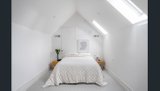 https://images.listonce.com.au/custom/160x/listings/52-tennyson-st-elwood-vic-3184/639/01912639_img_05.jpg?HWAqEHMmFXc