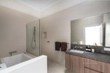 https://images.listonce.com.au/custom/160x/listings/52-tennyson-street-elwood-vic-3184/283/01582283_img_08.jpg?u67fpTM6bN8