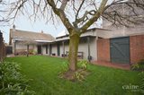 https://images.listonce.com.au/custom/160x/listings/52-victoria-avenue-lake-wendouree-vic-3350/539/01576539_img_11.jpg?BYiEX1cNawk