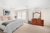 https://images.listonce.com.au/custom/160x/listings/52-viewhill-road-balwyn-north-vic-3104/191/01594191_img_07.jpg?DUdYoUJ7TuQ