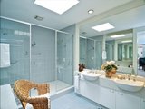 https://images.listonce.com.au/custom/160x/listings/52-winmalee-road-balwyn-vic-3103/452/01733452_img_05.jpg?Di325O3Ujmg