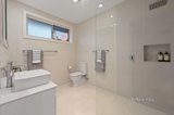 https://images.listonce.com.au/custom/160x/listings/520-22-beaufort-road-croydon-vic-3136/668/01090668_img_02.jpg?NlhiJbmdv8o