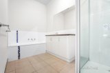 https://images.listonce.com.au/custom/160x/listings/520-golf-view-drive-invermay-park-vic-3350/506/00926506_img_08.jpg?fCCsVnNjF0Q