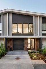 https://images.listonce.com.au/custom/160x/listings/5202-mountain-view-road-briar-hill-vic-3088/470/01701470_img_04.jpg?Jw1FqHTDs3I