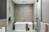 https://images.listonce.com.au/custom/160x/listings/5202-mountain-view-road-briar-hill-vic-3088/470/01701470_img_11.jpg?zbV1eBtLIA4