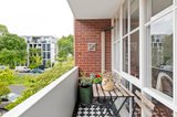 https://images.listonce.com.au/custom/160x/listings/521-25-powlett-street-east-melbourne-vic-3002/444/01600444_img_02.jpg?OpDjaIToLa4