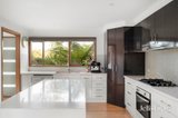 https://images.listonce.com.au/custom/160x/listings/521-alma-street-lower-plenty-vic-3093/717/01830717_img_07.jpg?kLDnOXPy7is