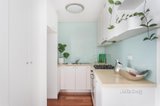 https://images.listonce.com.au/custom/160x/listings/5217-barkly-avenue-richmond-vic-3121/152/01323152_img_04.jpg?V_3luyS-BOM