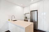 https://images.listonce.com.au/custom/160x/listings/52262-268-heidelberg-road-fairfield-vic-3078/980/01681980_img_04.jpg?GDl6ItNO6H4