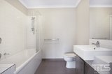https://images.listonce.com.au/custom/160x/listings/523-outlook-way-sunbury-vic-3429/559/01772559_img_09.jpg?f5NnvaHGlpA