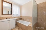 https://images.listonce.com.au/custom/160x/listings/524-bedford-road-ringwood-vic-3134/184/01752184_img_07.jpg?tRpLUGVCTqM