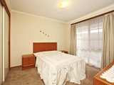 https://images.listonce.com.au/custom/160x/listings/524-bedford-road-ringwood-vic-3134/494/00620494_img_03.jpg?n6neH8NlQ8c