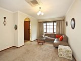 https://images.listonce.com.au/custom/160x/listings/524-bedford-road-ringwood-vic-3134/494/00620494_img_05.jpg?wO9jD9YyRG8