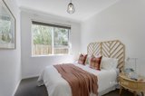 https://images.listonce.com.au/custom/160x/listings/524-narong-road-caulfield-north-vic-3161/496/01119496_img_08.jpg?arep7nvEEv0