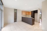 https://images.listonce.com.au/custom/160x/listings/525-pottage-circuit-macleod-vic-3085/692/01941692_img_03.jpg?EhOxLq1kd88