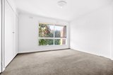 https://images.listonce.com.au/custom/160x/listings/5252-barkly-street-st-kilda-vic-3182/301/01856301_img_06.jpg?tg8exSxCoBE