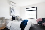 https://images.listonce.com.au/custom/160x/listings/5257-gillies-street-fairfield-vic-3078/970/00707970_img_08.jpg?HqYh0wE2MHc