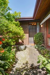 https://images.listonce.com.au/custom/160x/listings/525b-glenferrie-road-hawthorn-vic-3122/758/00136758_img_09.jpg?aRAW-I2vNtI