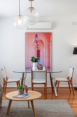 https://images.listonce.com.au/custom/160x/listings/526-barilla-road-moorabbin-vic-3189/345/00882345_img_06.jpg?vebyXfbkoJY