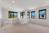 https://images.listonce.com.au/custom/160x/listings/526-oxford-street-nunawading-vic-3131/079/01847079_img_05.jpg?zSBvxVHizvE