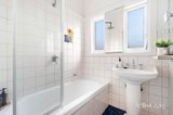 https://images.listonce.com.au/custom/160x/listings/527-clarke-street-elwood-vic-3184/636/01980636_img_10.jpg?sM6eBehZ0B0