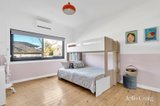 https://images.listonce.com.au/custom/160x/listings/529-pascoe-vale-road-pascoe-vale-vic-3044/957/01750957_img_12.jpg?8e8hV9X2l2k