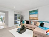 https://images.listonce.com.au/custom/160x/listings/52a-lincoln-road-croydon-vic-3136/262/01526262_img_05.jpg?NfBkHykaZZ0