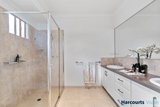 https://images.listonce.com.au/custom/160x/listings/52a-thompson-street-avondale-heights-vic-3034/840/01747840_img_11.jpg?EeLtQtfsYJY