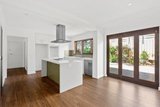 https://images.listonce.com.au/custom/160x/listings/52b-leura-grove-hawthorn-east-vic-3123/353/01978353_img_01.jpg?dDuv3vkk8_4